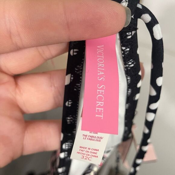 NWT Victoria’s Secret 32C The Fabalous Bikini Swim Top - Picture 5 of 5